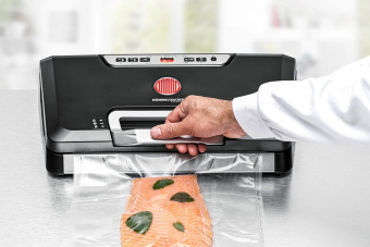 Бескамерный профессиональный вакуумный упаковщик Rommelsbacher VAC 485 для молекулярной кухни